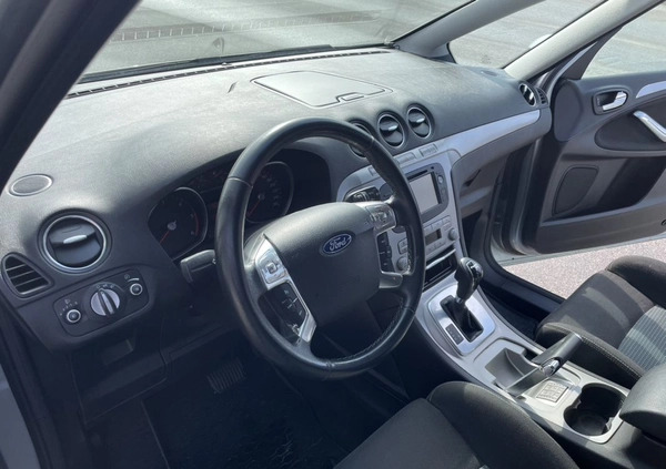 Ford S-Max cena 30900 przebieg: 178940, rok produkcji 2010 z Kielce małe 379